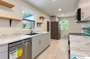 248 E Broad St, East Stroudsburg, PA 18301 - Photo 7