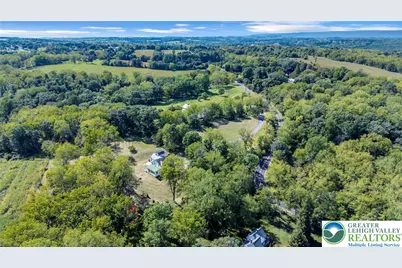 384 Henry Road, Bushkill Twp, PA 18064 - Photo 11