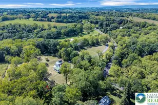384 Henry Rd, Bushkill Twp, PA 18064 - Photo 11