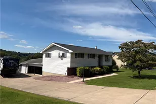 724 Lincoln Ave, Walnutport Boro, PA 18088 - Photo 3