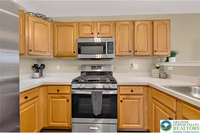 6801 Hunt Drive, Lower Macungie Township, PA 18062 - Photo 17