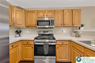 6801 Hunt Dr, Lower Macungie Township, PA 18062 - Photo 17