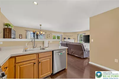 6801 Hunt Drive, Lower Macungie Township, PA 18062 - Photo 19