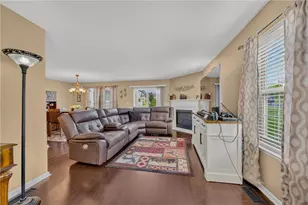 6801 Hunt Dr, Lower Macungie Township, PA 18062 - Photo 7