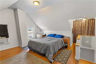 55 S Cedar St, Nazareth Boro, PA 18064 - Photo 9