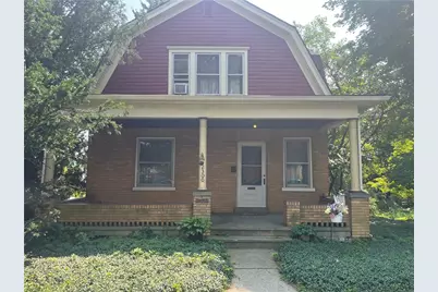 2300 Sycamore Street, Wilson Boro, PA 18042 - Photo 1