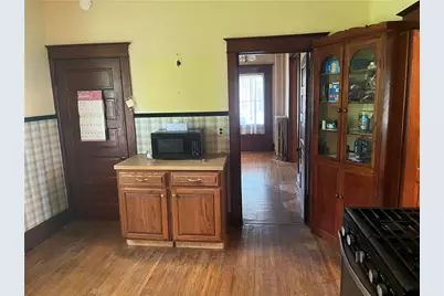 2300 Sycamore Street, Wilson Boro, PA 18042 - Photo 17
