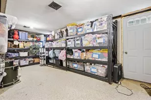 1836 Cloverdale Rd, Bethlehem City, PA 18018 - Photo 43