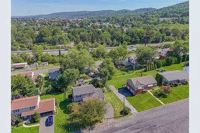217 Calvary Avenue, Emmaus Boro, PA 18049 - Photo 5