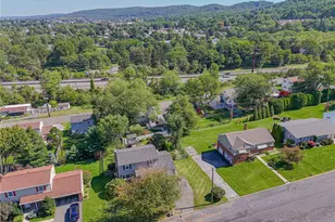 217 Calvary Ave, Emmaus Boro, PA 18049 - Photo 5