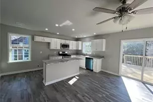 530 Market St, Bangor Boro, PA 18013 - Photo 5