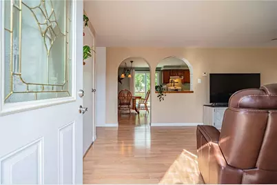 494 Broad Street, Pen Argyl Boro, PA 18072 - Photo 5