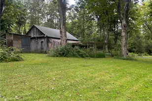 7 Allegheny Rd, Upper Mt Bethel Twp, PA 18343 - Photo 9