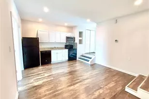 506 W Berwick St, Easton, PA 18042 - Photo 3