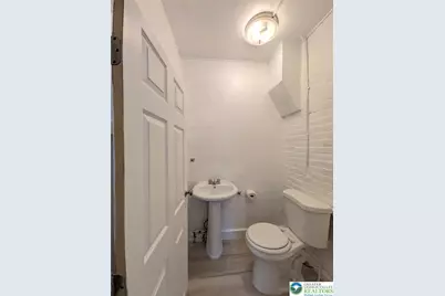 436 W Gordon Street #1, Allentown City, PA 18102 - Photo 5
