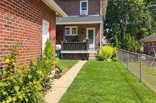 934 Saint Elmo St, Allentown City, PA 18104 - Photo 3