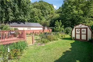 2355 Pennsylvania Ave, Lower Mt Bethel Twp, PA 18013 - Photo 11