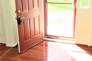 6810 Hunt Dr, Macungie Boro, PA 18062 - Photo 3