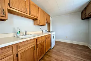 1085 Main St, Hellertown, PA 18055 - Photo 9