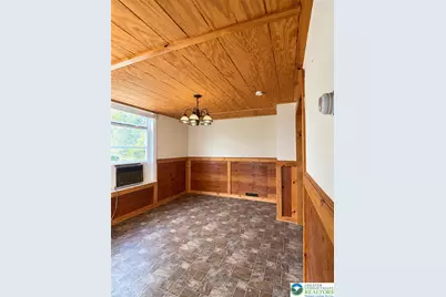 27 Kline, Bangor Boro, PA 18013 - Photo 3