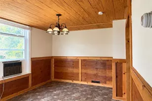 27 Kline, Bangor Boro, PA 18013 - Photo 3