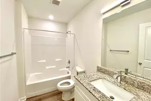 122 W Nesquehoning St, Easton, PA 18042 - Photo 3