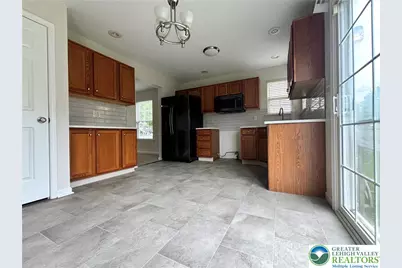 1537 Cambridge Drive, Macungie Boro, PA 18062 - Photo 9