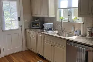 1940 Pennsylvania St, Allentown City, PA 18104 - Photo 5