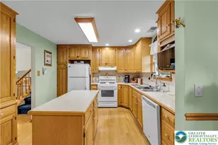 2750 Belaire Rd, Hanover Twp, PA 18017 - Photo 17