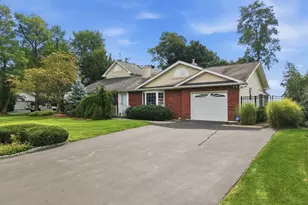 5028 Trexler Rd, North Whitehall Township, PA 18078 - Photo 3