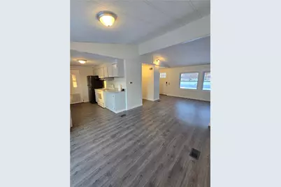 207 W Center, Wind Gap Boro, PA 18091 - Photo 3