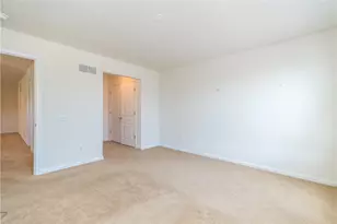 1824 Emerald Dr, South Whitehall Township, PA 18069 - Photo 45