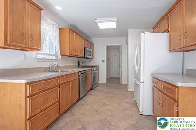 1782 Blush Drive, Easton, PA 18045 - Photo 7