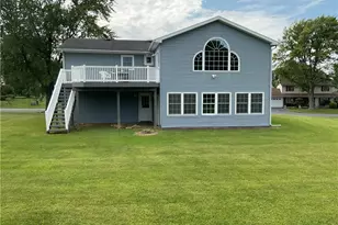 219 Murray Dr, Upper Macungie Township, PA 18104 - Photo 3