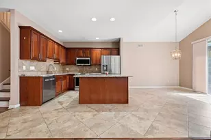 1570 Deena Dr, Easton, PA 18040 - Photo 15
