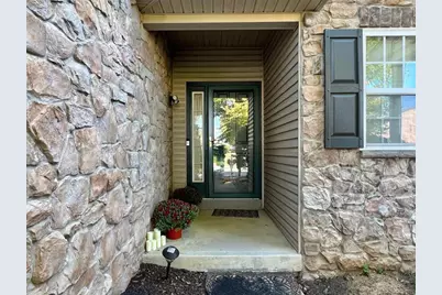 1570 Deena Drive, Easton, PA 18040 - Photo 3