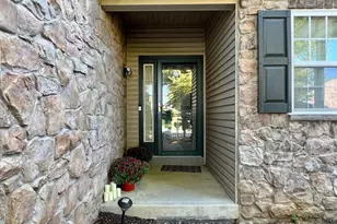 1570 Deena Dr, Easton, PA 18040 - Photo 3