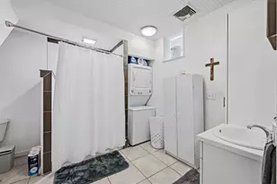 676 Pine St, Easton, PA 18042 - Photo 9