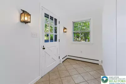 559 W Center Street, Plainfield Township, PA 18091 - Photo 3