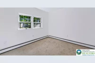 559 W Center Street, Plainfield Township, PA 18091 - Photo 17
