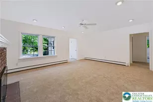 559 W Center St, Plainfield Township, PA 18091 - Photo 7