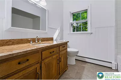559 W Center Street, Plainfield Township, PA 18091 - Photo 23