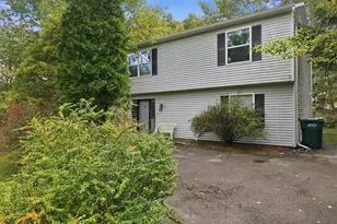 3654 Sugar Berry Ln, Coolbaugh Twp, PA 18466 - Photo 7