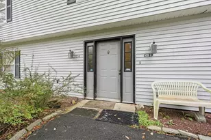 3654 Sugar Berry Ln, Coolbaugh Twp, PA 18466 - Photo 9