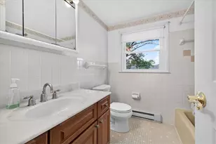 2722 Andrea Dr, Allentown City, PA 18103 - Photo 17