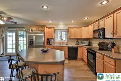 4325 Levans Road, North Whitehall Township, PA 18069 - Photo 9