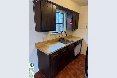 2868 Ithaca Street, Allentown City, PA 18103 - Photo 5