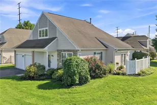 2512 Waynesborough Ct, Lower Macungie Township, PA 18062 - Photo 5