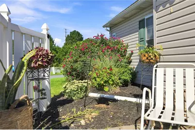 2512 Waynesborough Court, Lower Macungie Township, PA 18062 - Photo 13
