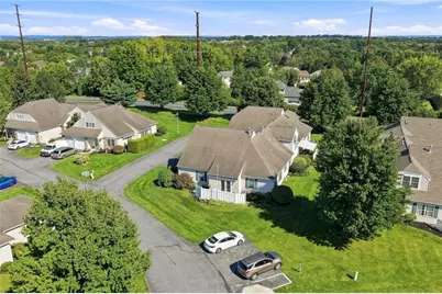 2512 Waynesborough Court, Lower Macungie Township, PA 18062 - Photo 9
